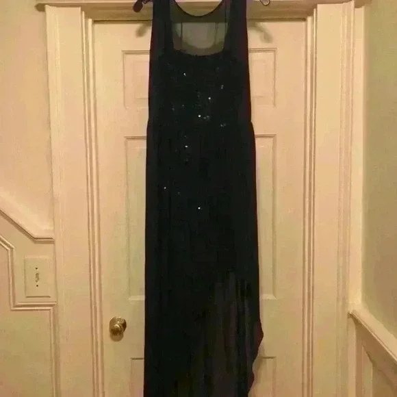 BCBGMaxazira midnight blue sequin and chiffon gown - Picture 3 of 6